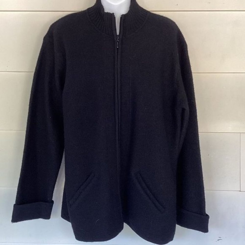 Vintage?Tabi Wool cardigan size large.  0384